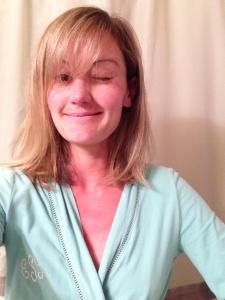 she loves a good selfie